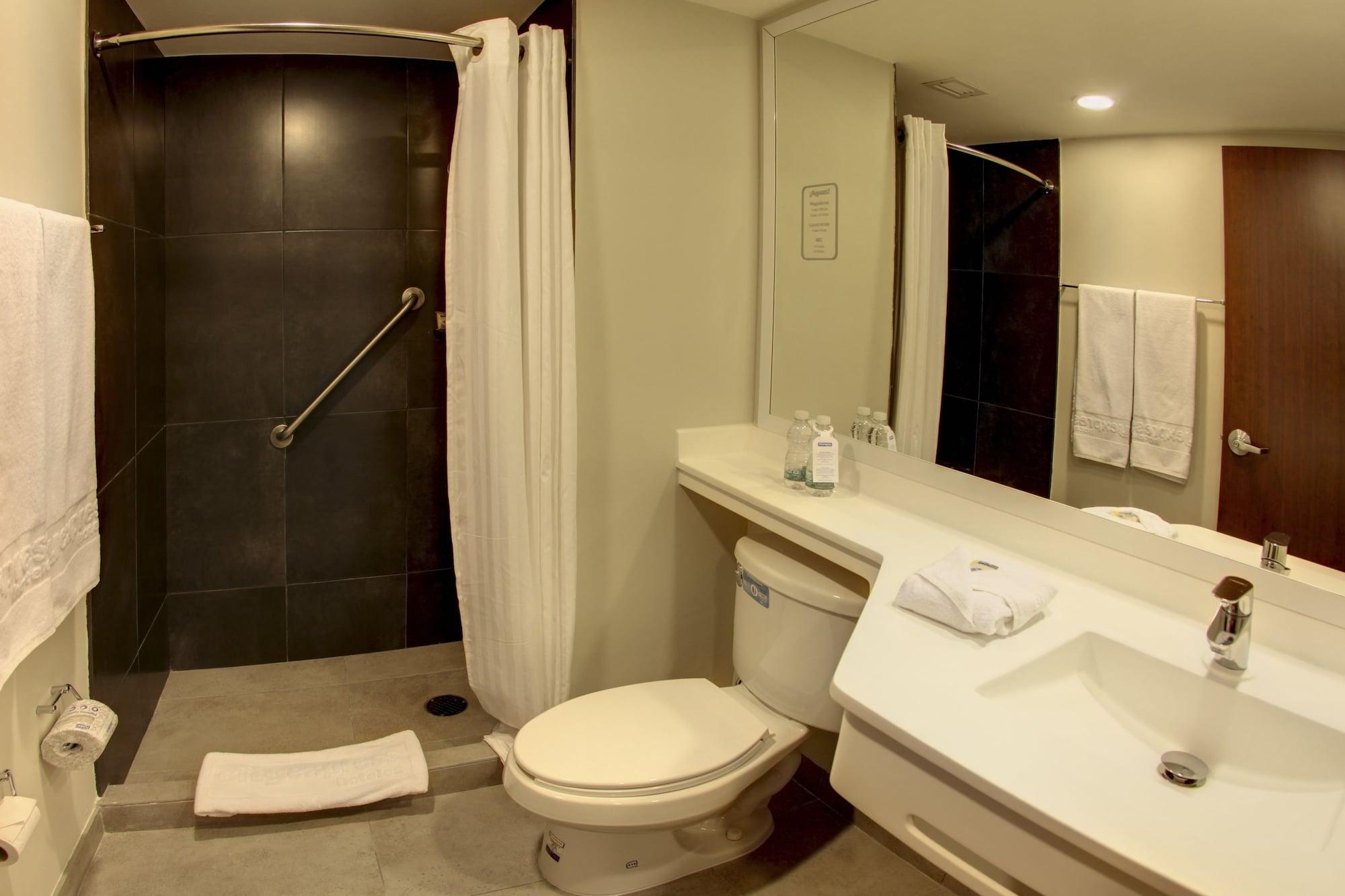City Express Plus By Marriott Leon Centro De Convenciones Exteriér fotografie