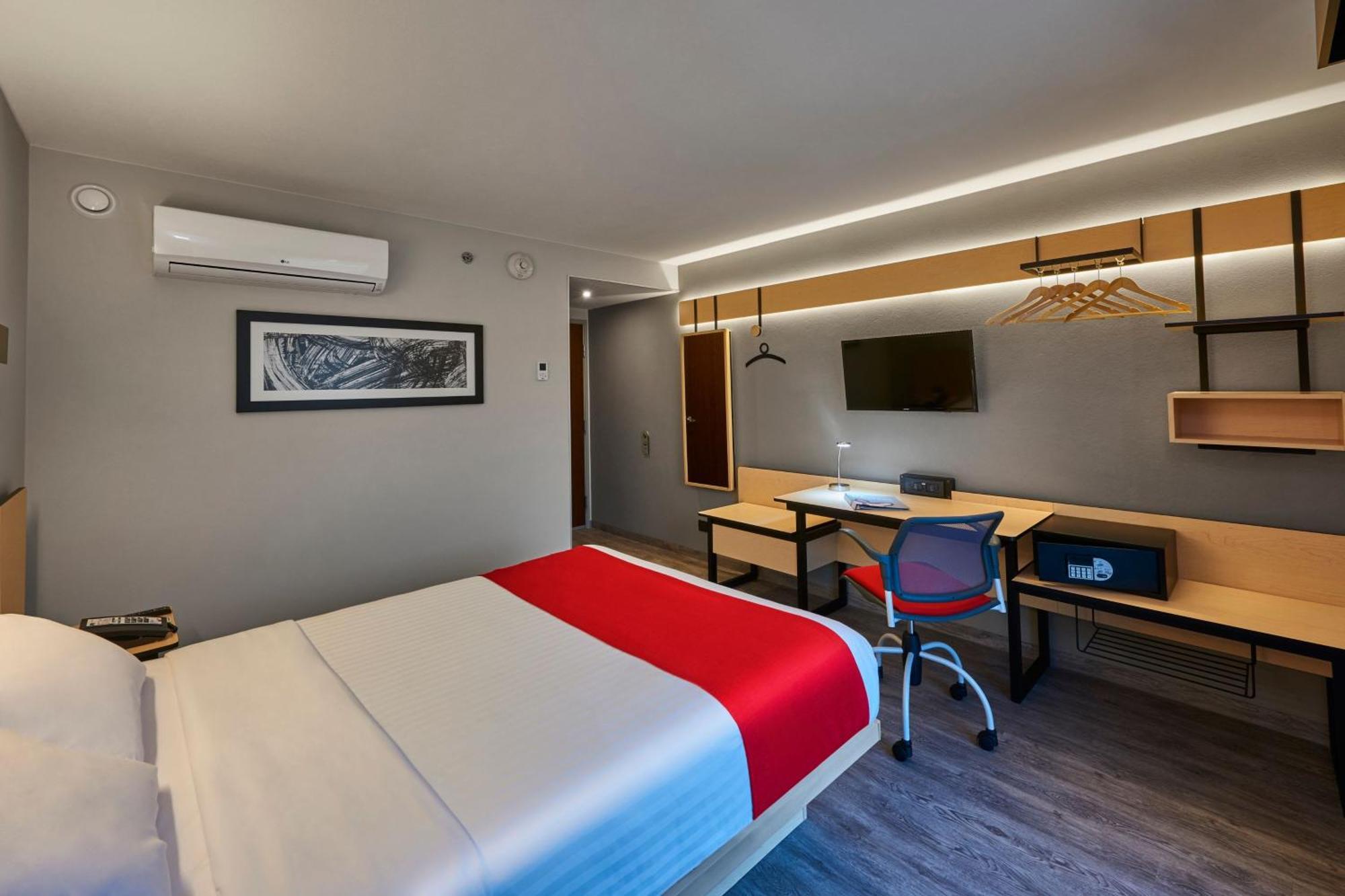 City Express Plus By Marriott Leon Centro De Convenciones Exteriér fotografie